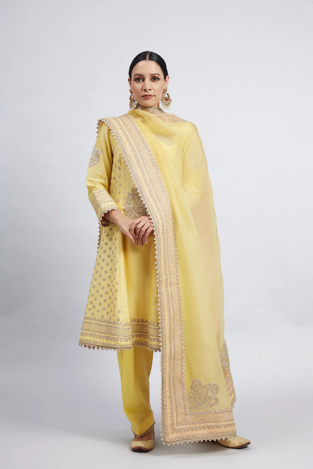 Embroidered Kurta Se