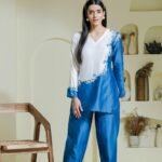 White & blue embroidered 2 piece kurta set