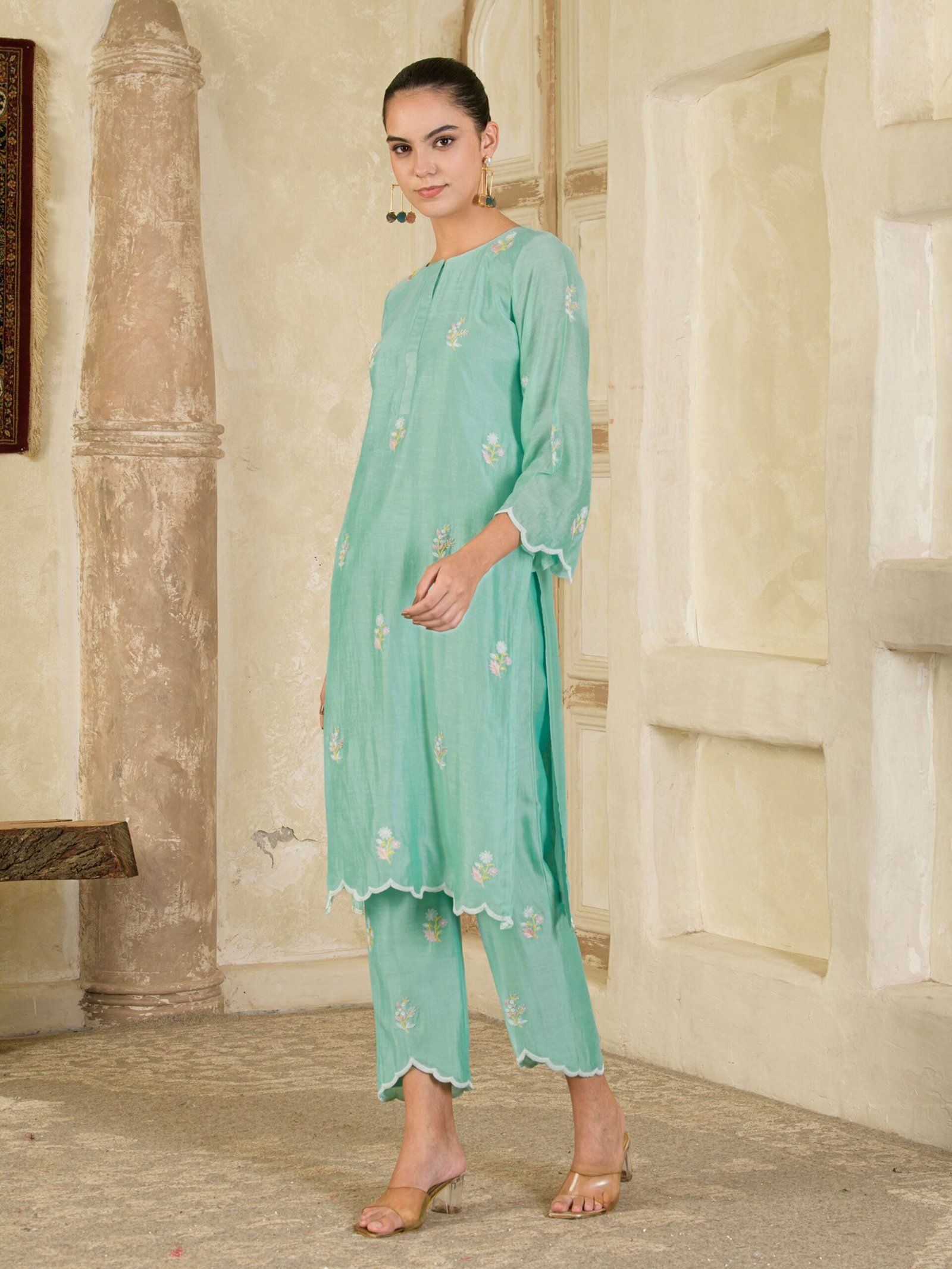 Mint Green Hand Embroidered Chanderi Kurta and Pants ( Set of 2 )