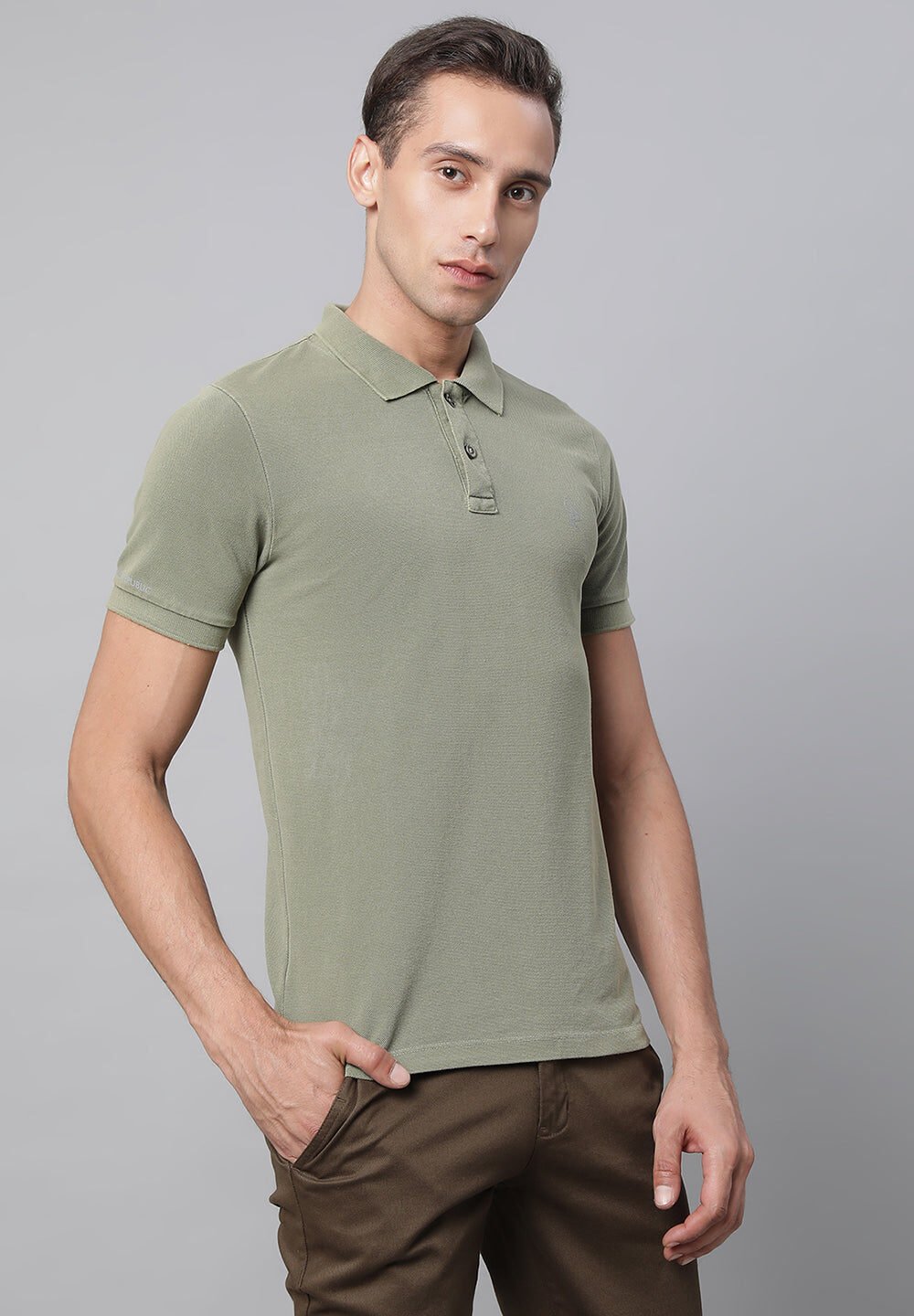 Olive Solid Slim Fit T-Shirt
