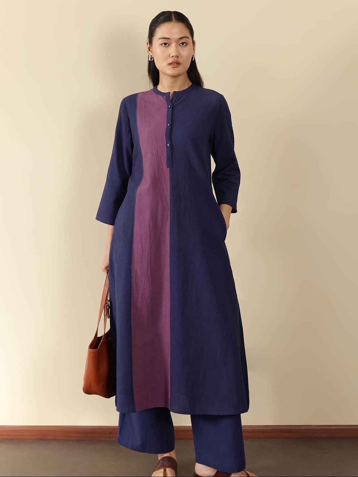 Linen Blend Colourblock Kurta Set - Navy Blue