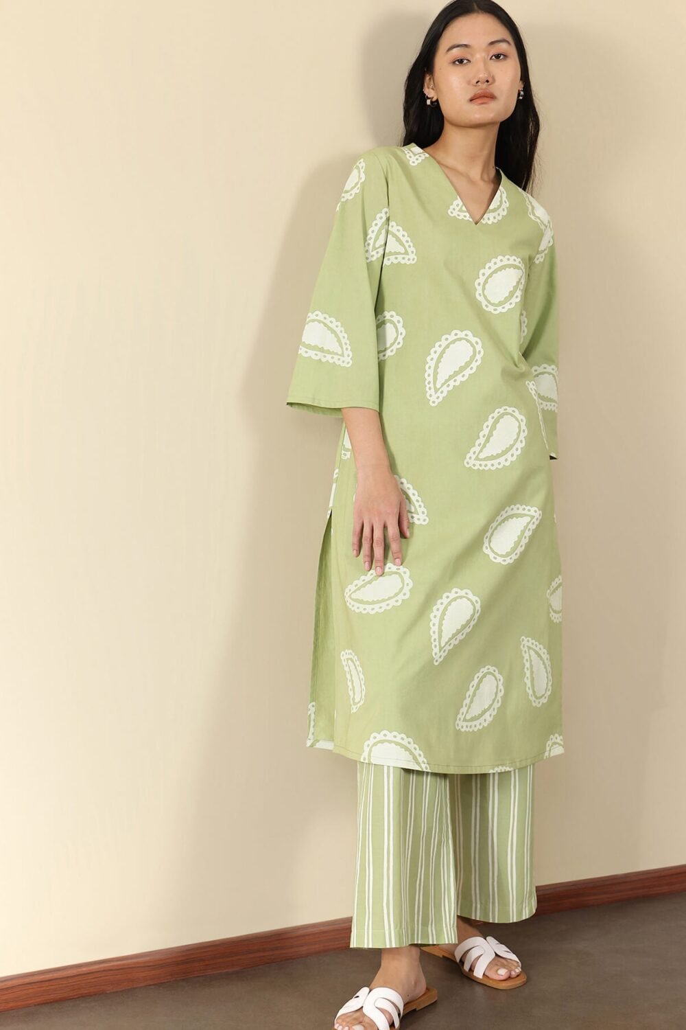 Cotton Paisley Straight Kurta Set - Green
