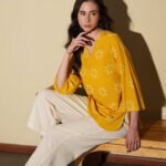 Cotton Dabu Floral Top - Yellow