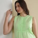 Cotton Solid Round Neck Top - Green