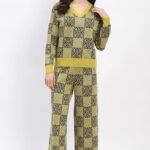 Chic Winter Pullover Set