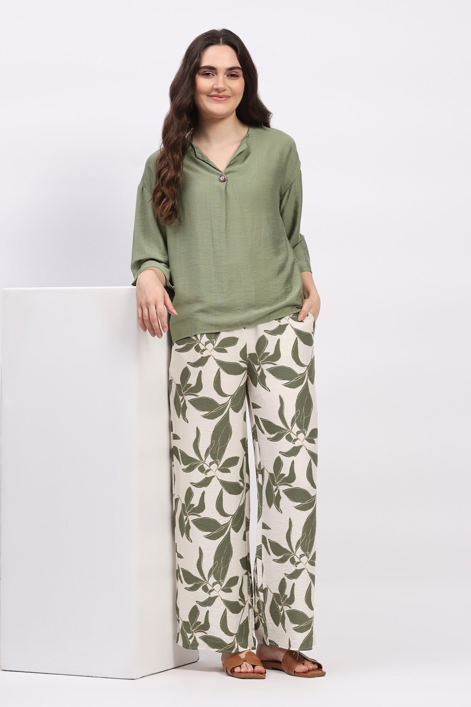 Green Solid Top & Floral Print Lower Set