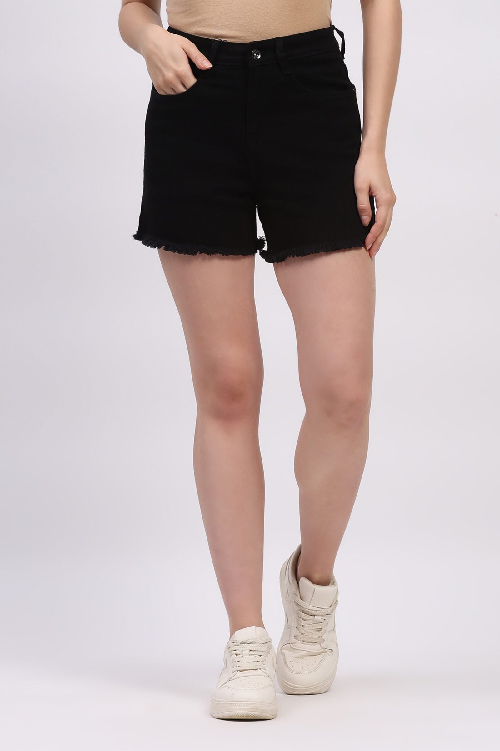Black Solid Frayed-Hem Cotton Shorts