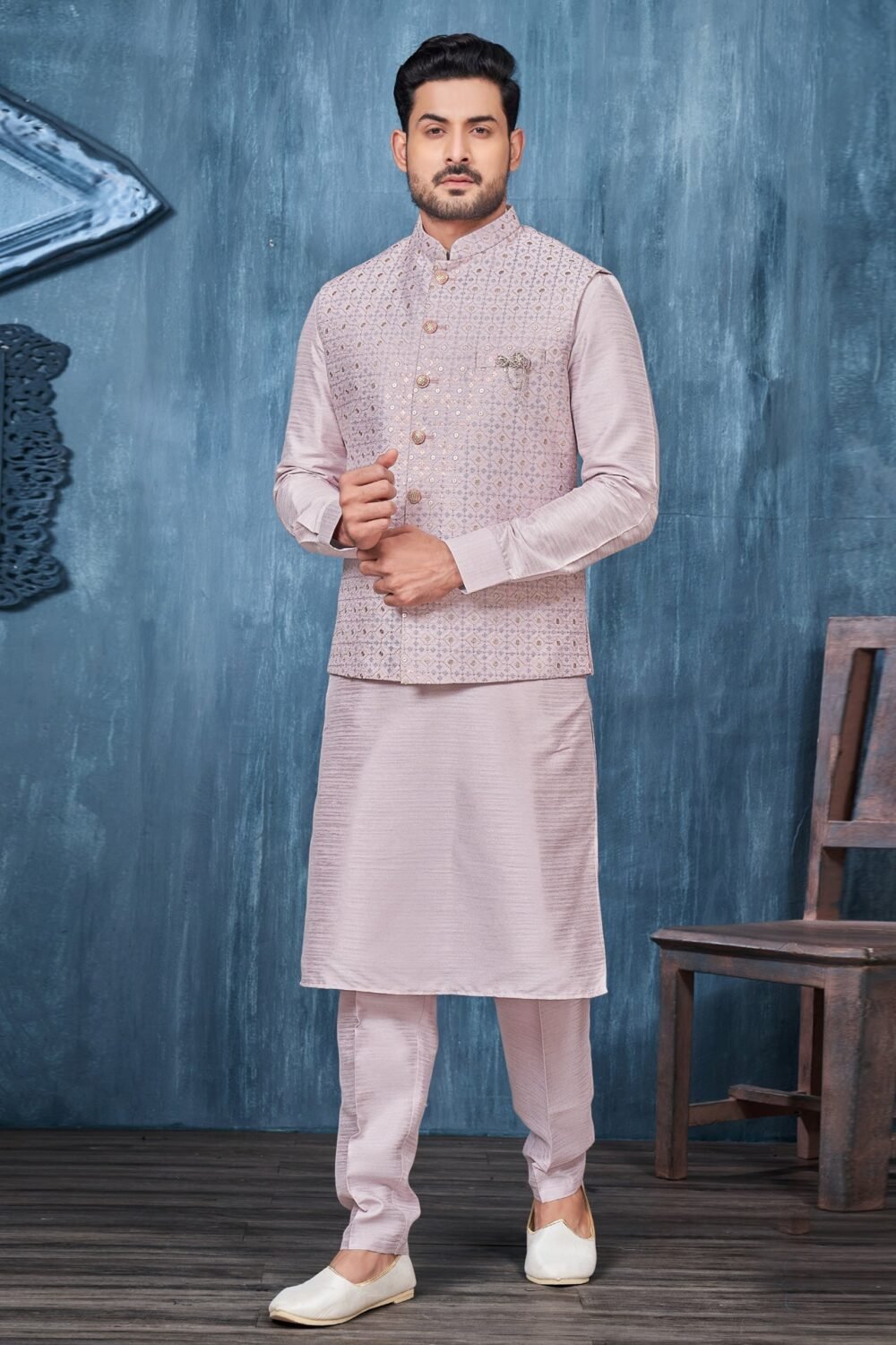 Light Purple Banarasi Art Silk Man Kurta Pajama With Embroidered Jacket