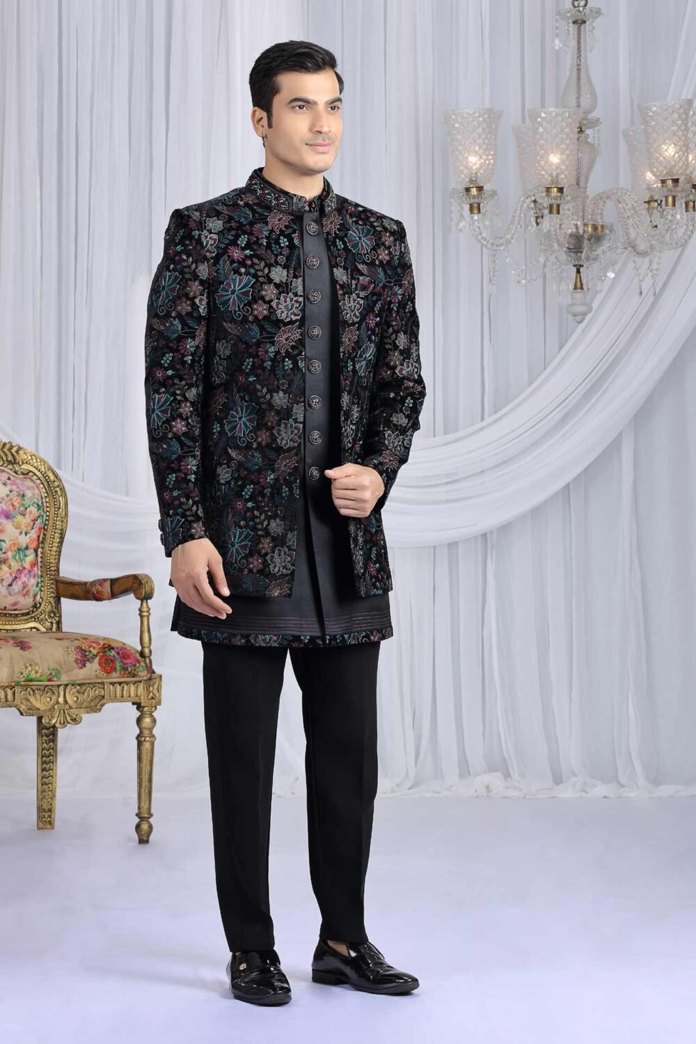 Black Velvet Silk Groom Sherwani Set For Men With Jacket