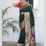 Green Paithani Silk Woven Jacquard Saree With Maroon Embroidered Art Silk Blouse