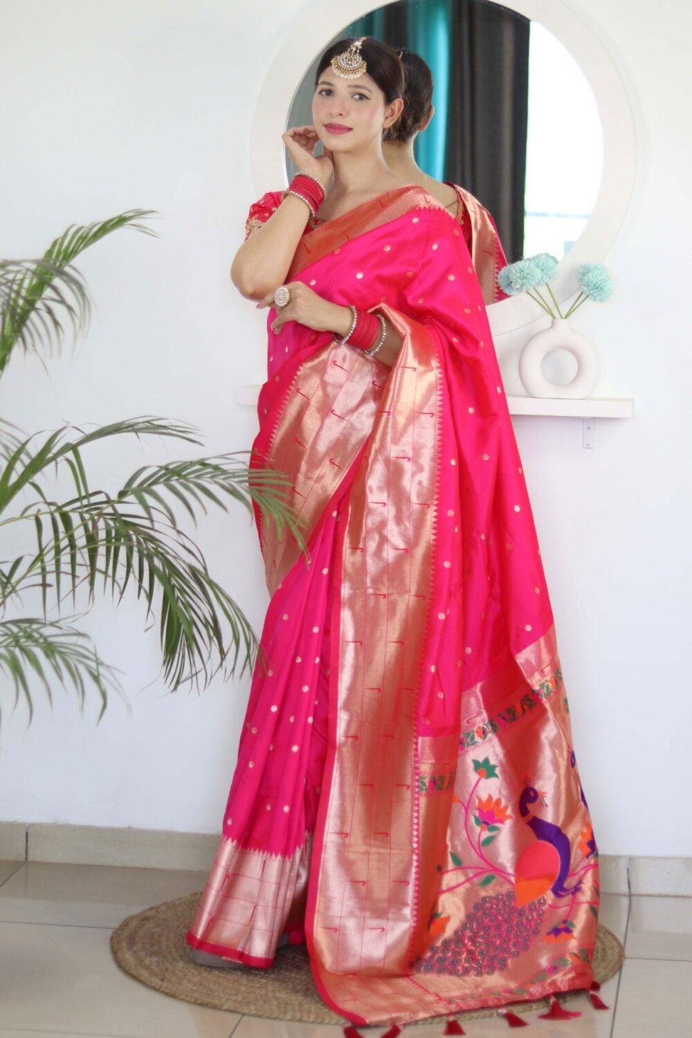 Dark Pink Paithani Silk Woven Jacquard Saree With Maroon Embroidered Art Silk Blouse
