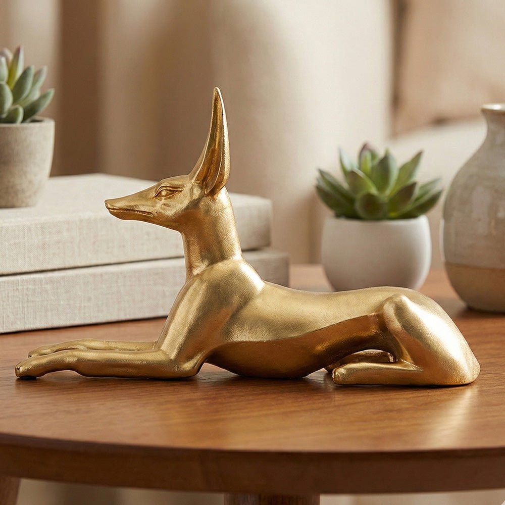 Alavina Mura Egyptian Statue