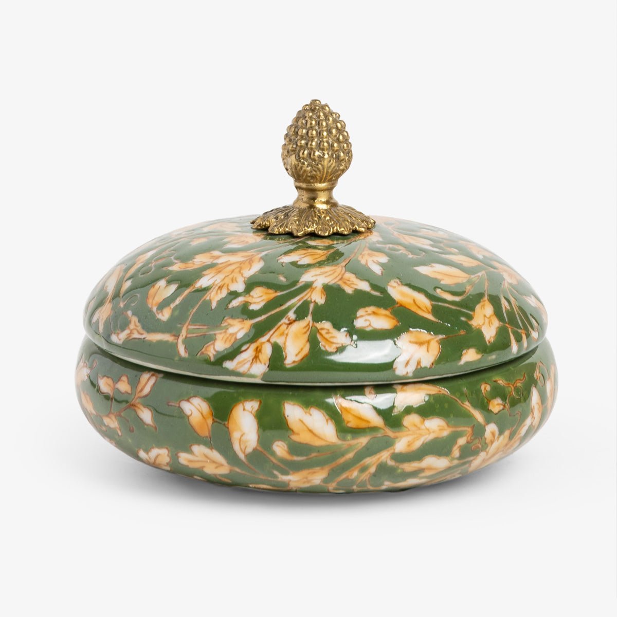 Barclay Vines Dish With Acorn Lid